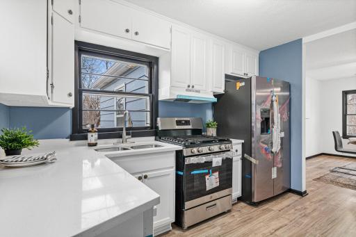 12425 25th Avenue N, Minneapolis, MN 55441