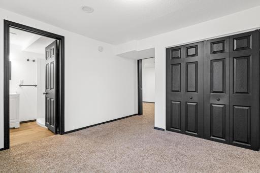 12425 25th Avenue N, Minneapolis, MN 55441