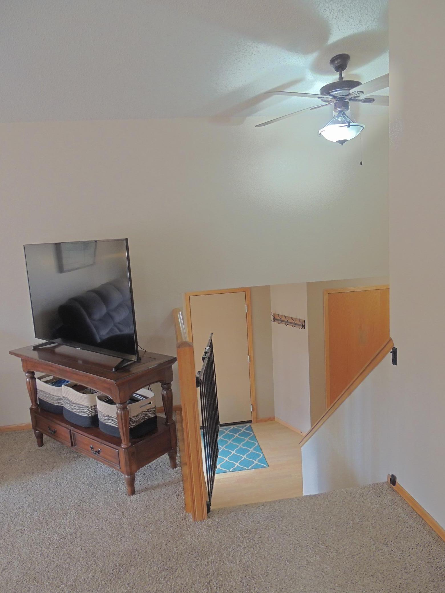 Spacious Entryway