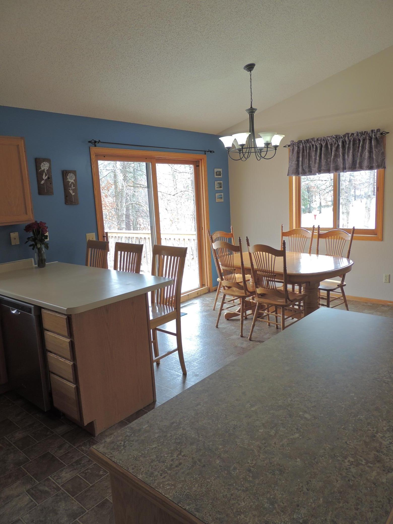 Breakfast Area/Dining