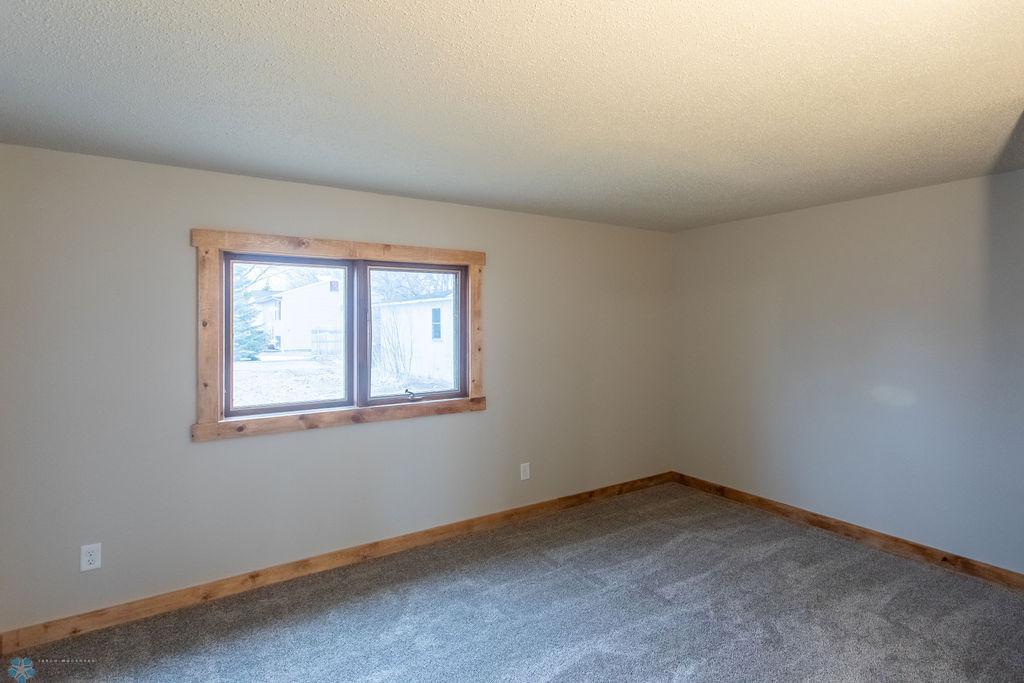 Primary/bedroom 3