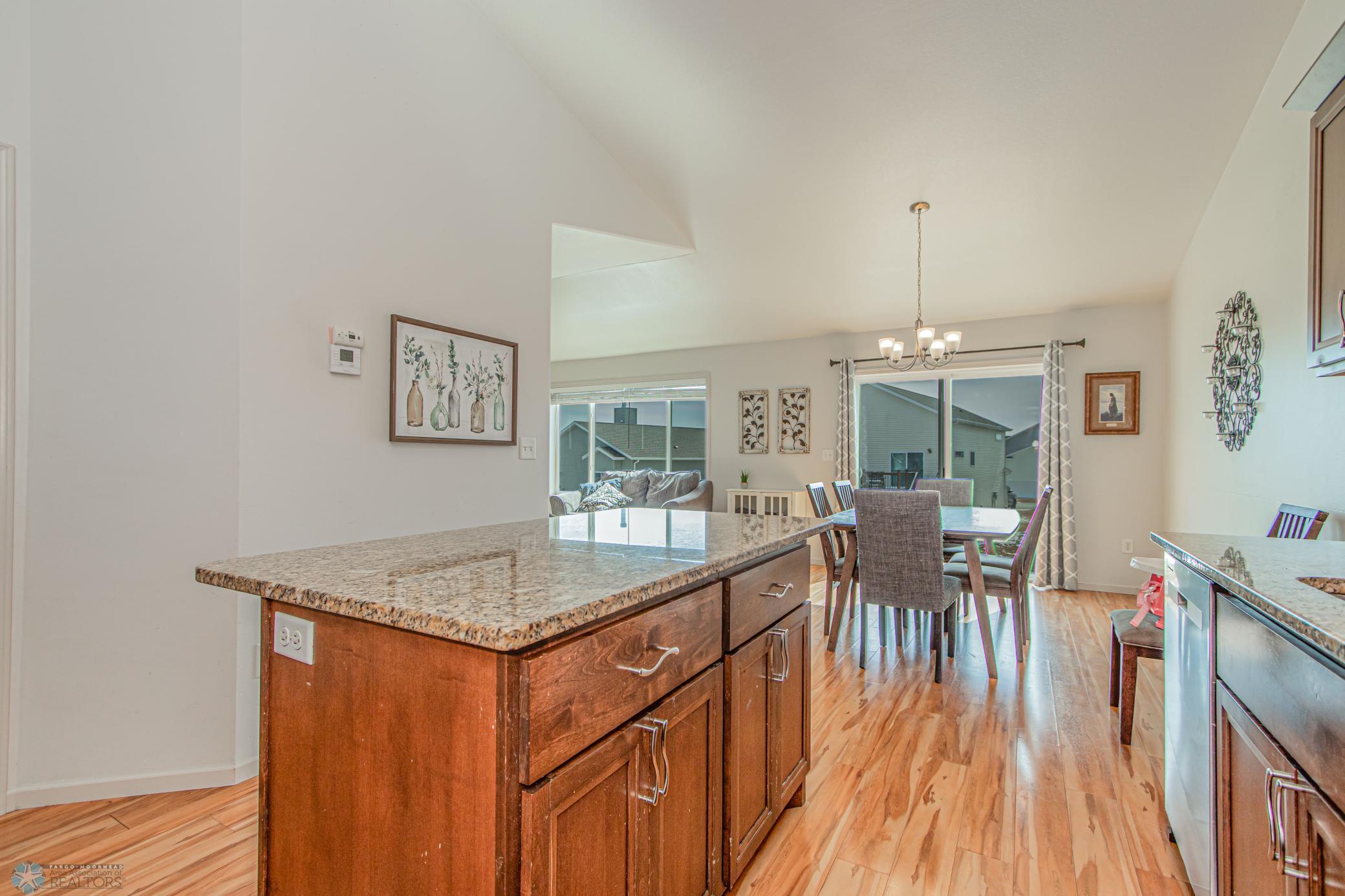 5982 58th St S, Fargo, ND 58104-25.jpg