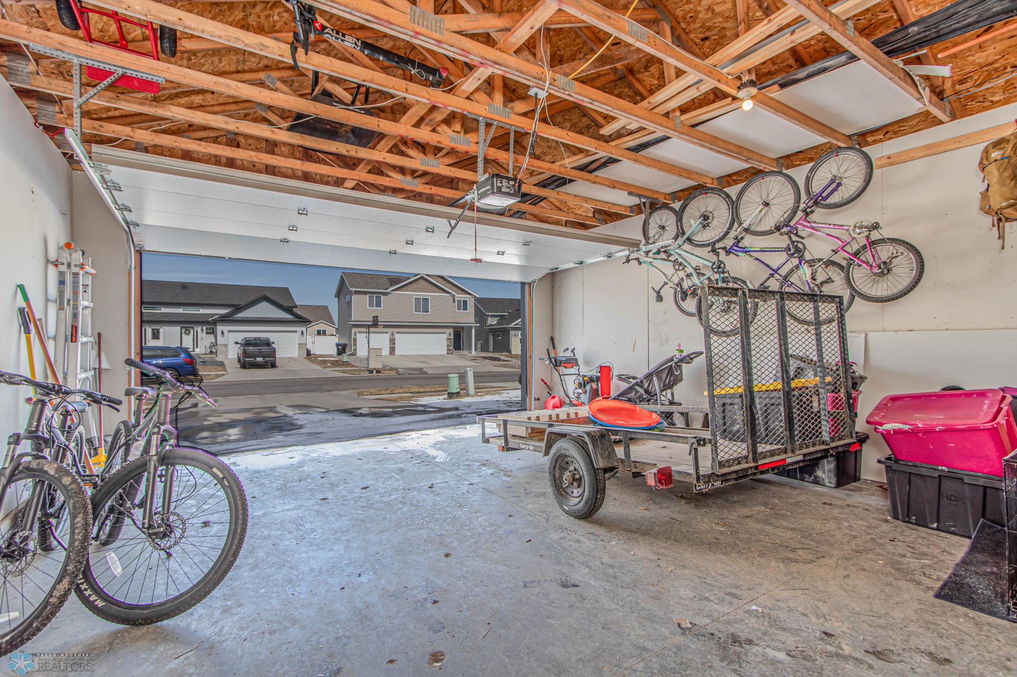 5982 58th St S, Fargo, ND 58104-36.jpg