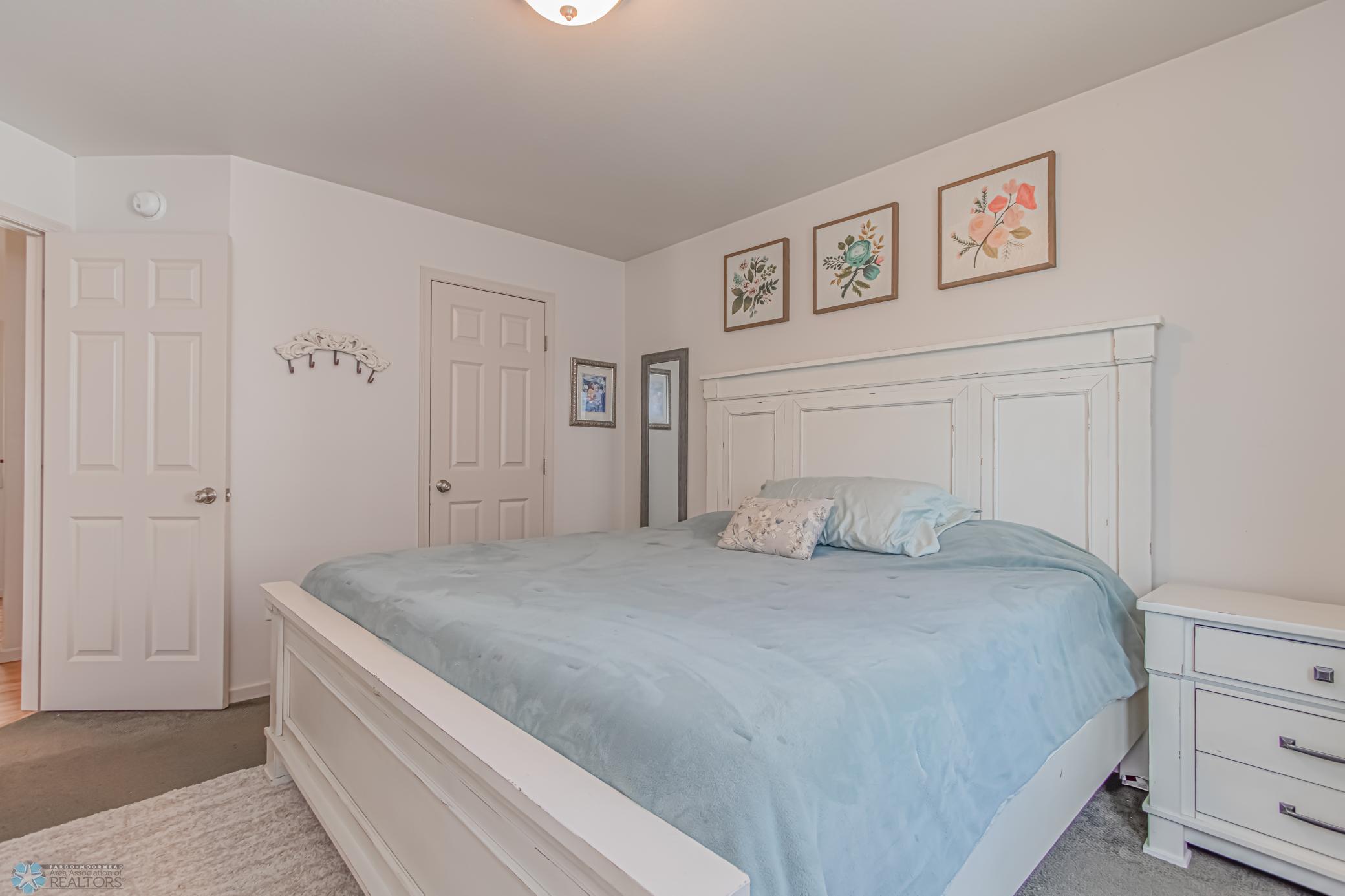 5982 58th St S, Fargo, ND 58104-15.jpg