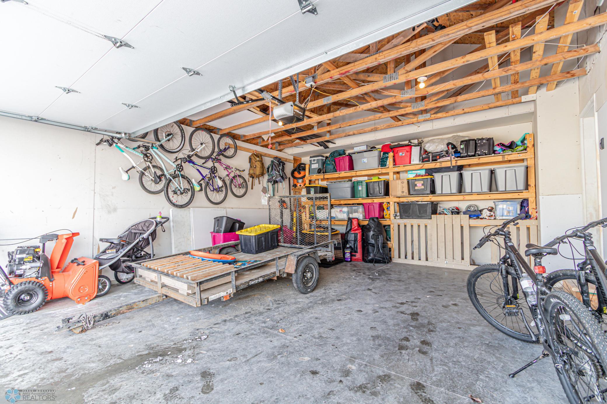 5982 58th St S, Fargo, ND 58104-35.jpg