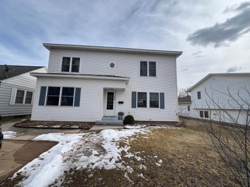 1106 Michigan Street, Hibbing, MN 55746