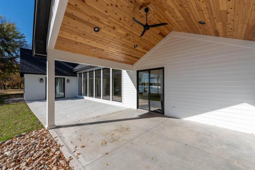 5706 Sunrise Trail, Madison Lake, MN 56063