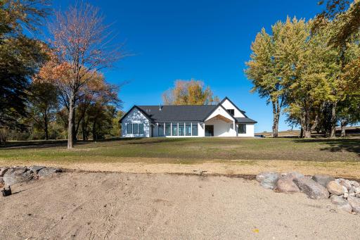 5706 Sunrise Trail, Madison Lake, MN 56063
