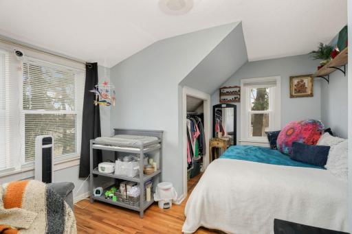 784 Mcknight Road N, Saint Paul, MN 55119