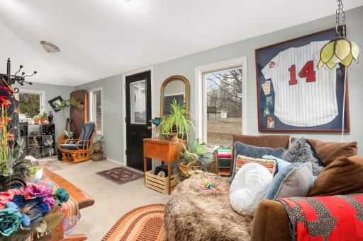 784 Mcknight Road N, Saint Paul, MN 55119