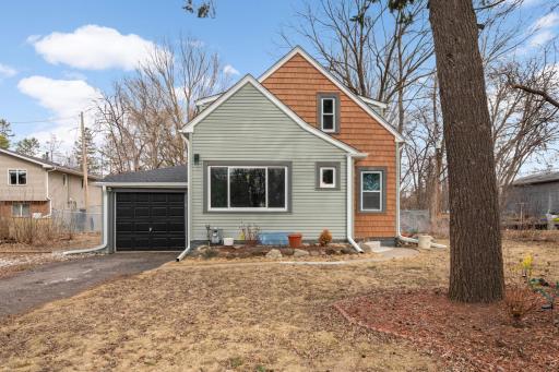 784 Mcknight Road N, Saint Paul, MN 55119