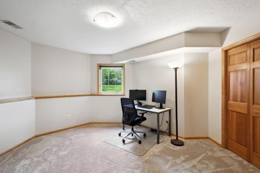 4562 Hummingbird Trail NE, Prior Lake, MN 55372