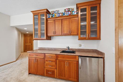 4562 Hummingbird Trail NE, Prior Lake, MN 55372