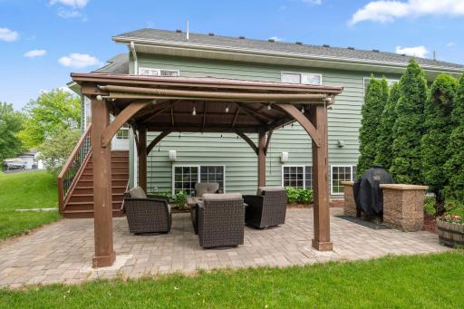 4562 Hummingbird Trail NE, Prior Lake, MN 55372