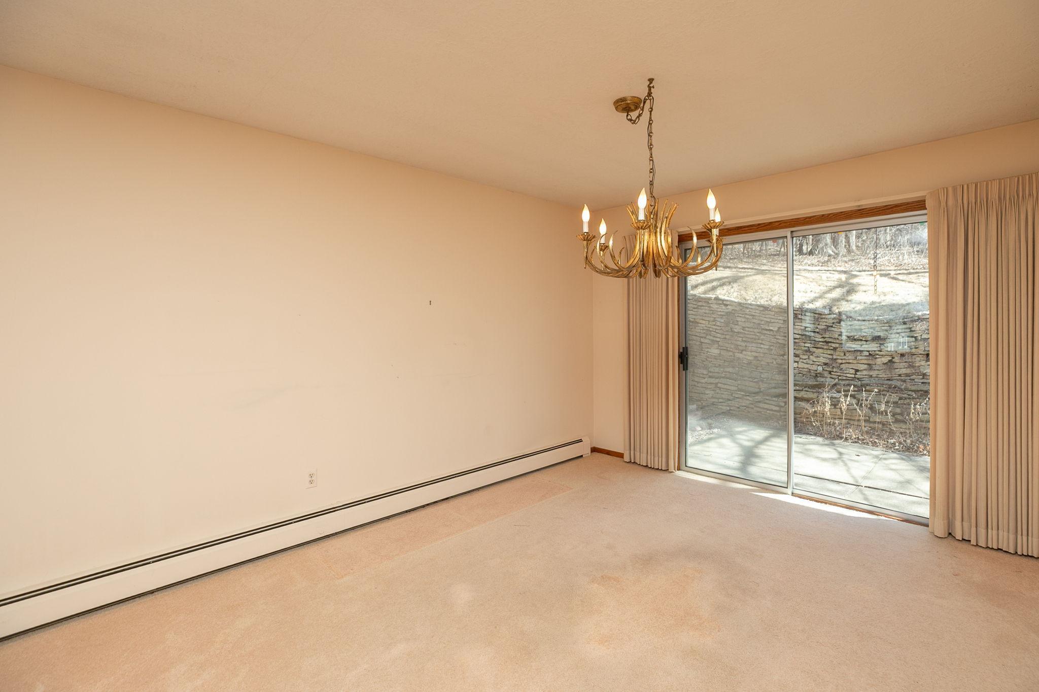 7-web-or-mls-07-Dining Room.jpg