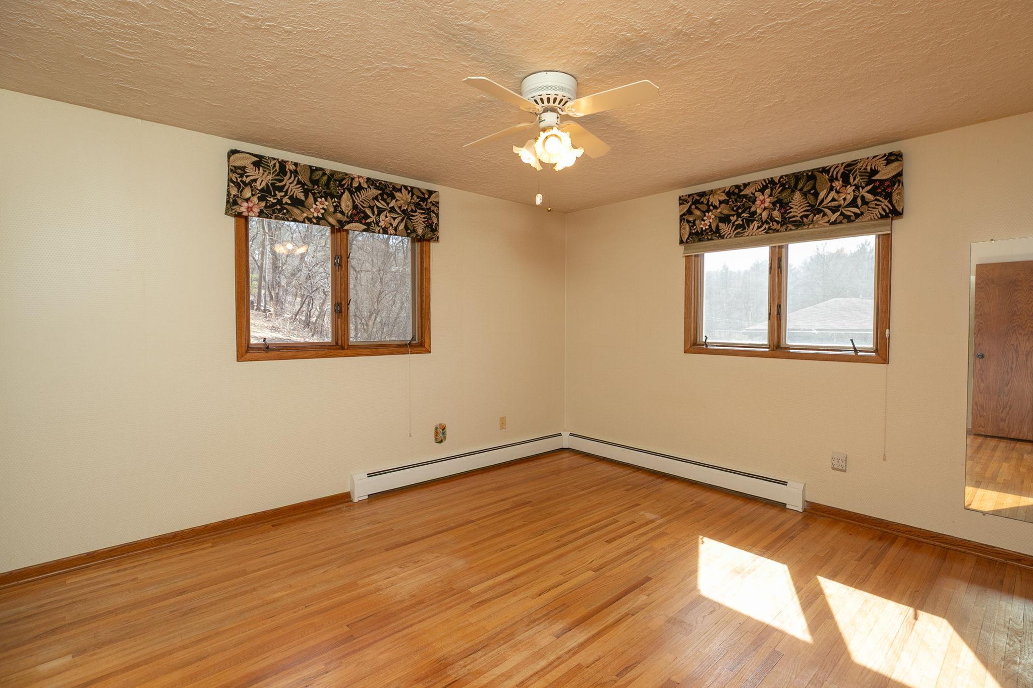 14-web-or-mls-14-Bedroom 1.jpg