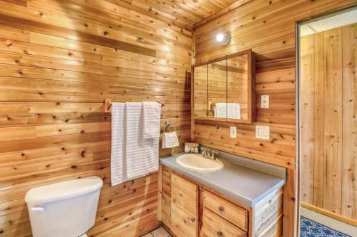 21494 Coaley Bay Drive, Detroit Lakes, MN 56501