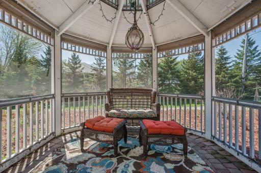 800 Hutchinson Road, Watertown, MN 55388