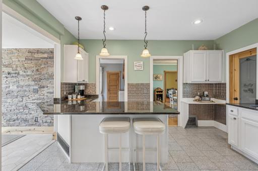 800 Hutchinson Road, Watertown, MN 55388