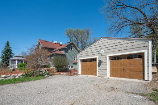 800 Hutchinson Road, Watertown, MN 55388