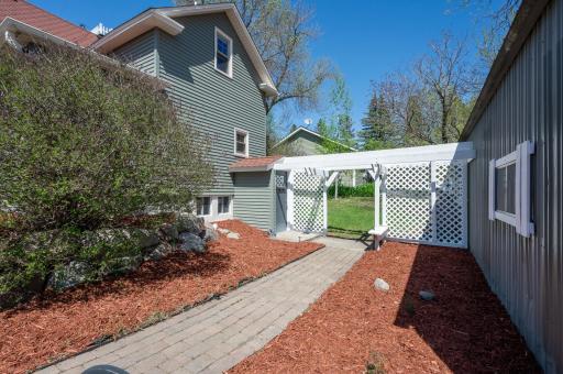 800 Hutchinson Road, Watertown, MN 55388
