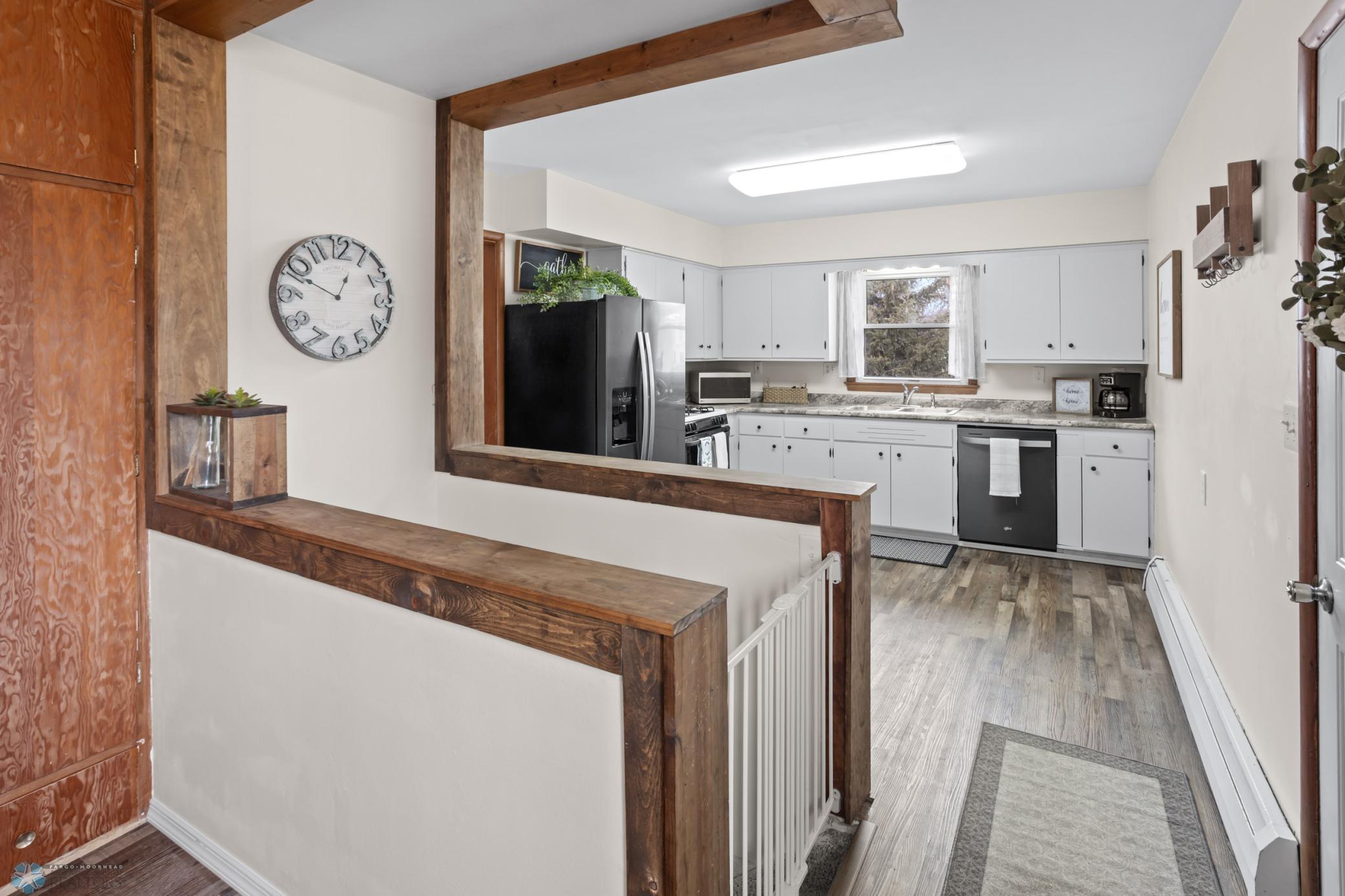 Stairway to basement/kitchen