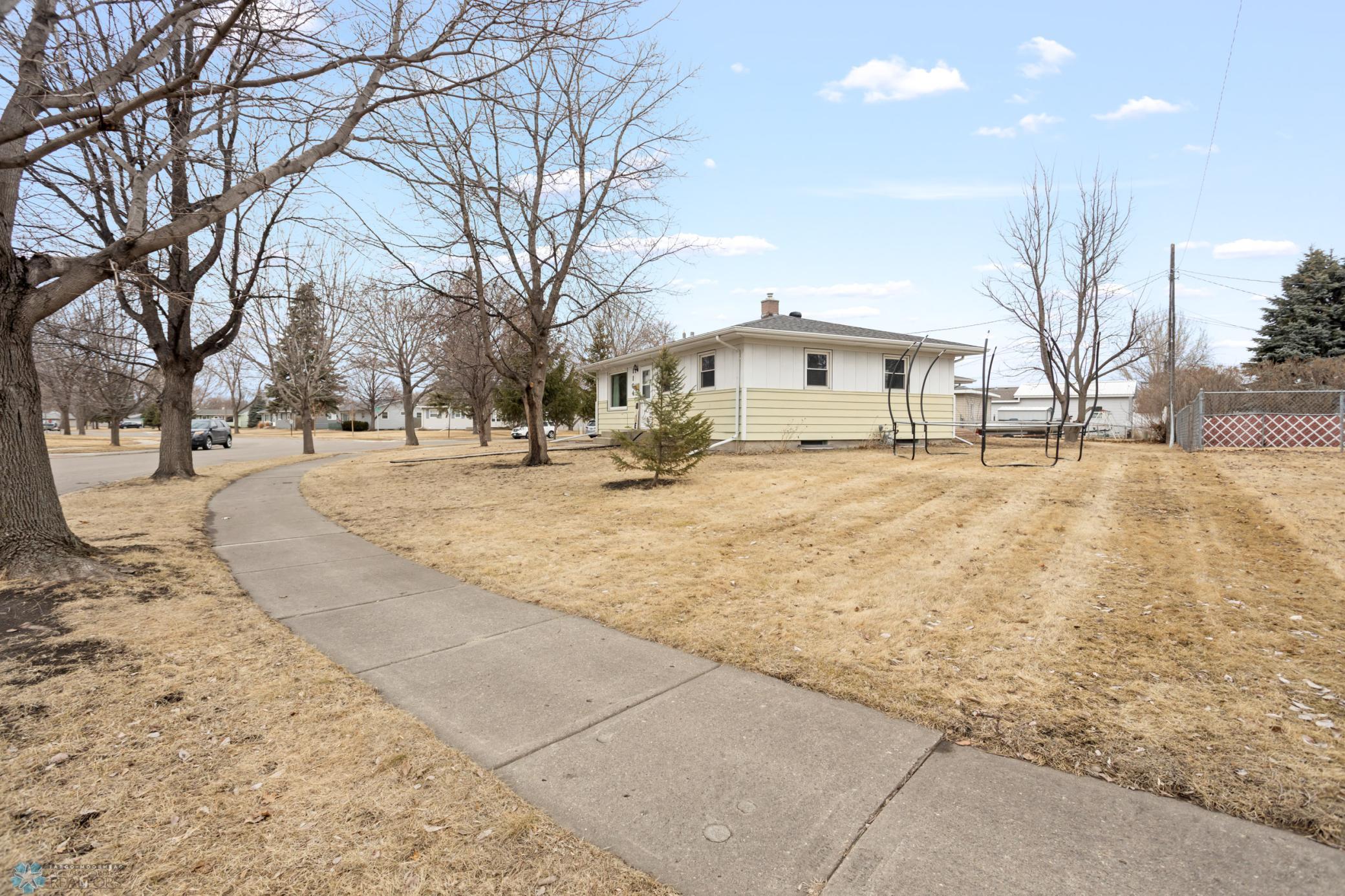 Exterior side yard (east)