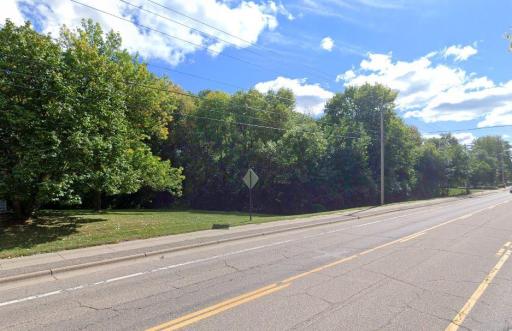 XXXX Douglas Drive N, Minneapolis, MN 55422
