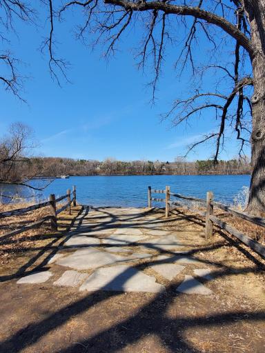 2402 Leyland Trail, Woodbury, MN 55125