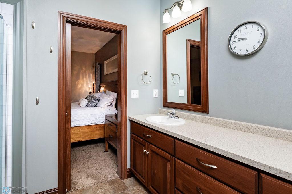 Pocket door & double sinks