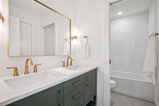 Upper Level Full Bathroom with Dual Vanity & Private Water Closet, Beautifully Tiled