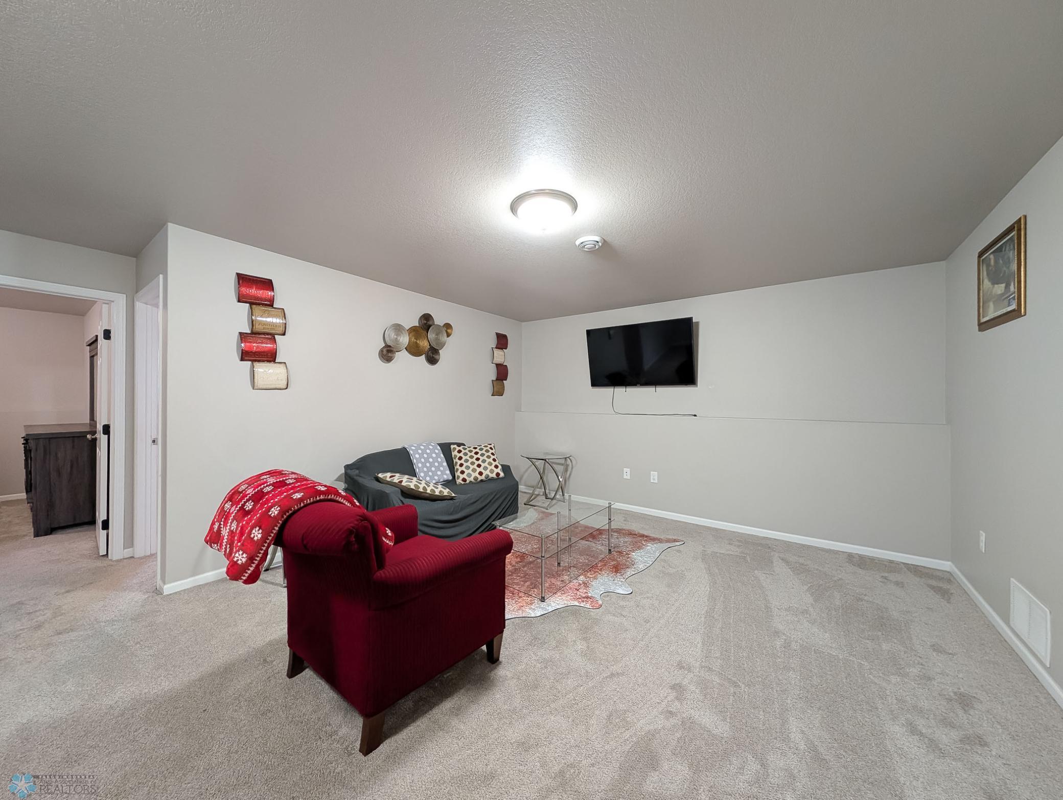 L2P034-145004151.jpg
