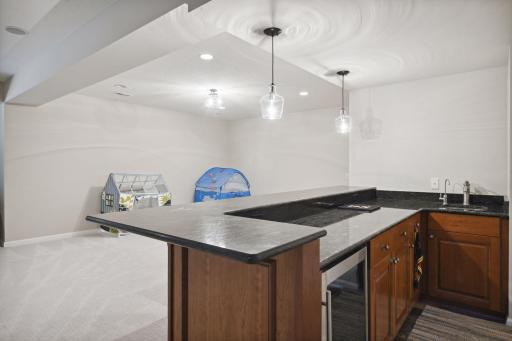 20695 Spencer Lane, Excelsior, MN 55331