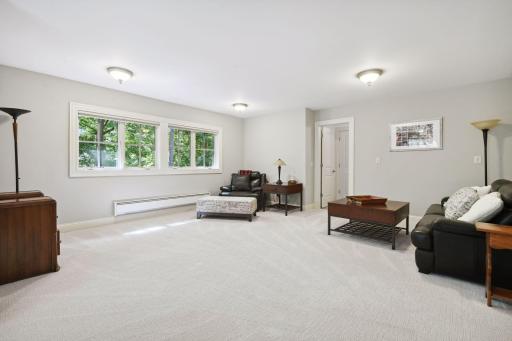 20695 Spencer Lane, Excelsior, MN 55331