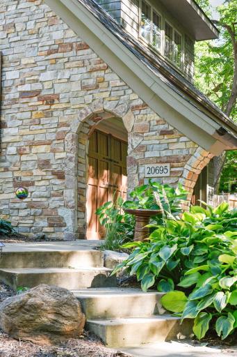 20695 Spencer Lane, Excelsior, MN 55331