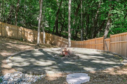 20695 Spencer Lane, Excelsior, MN 55331