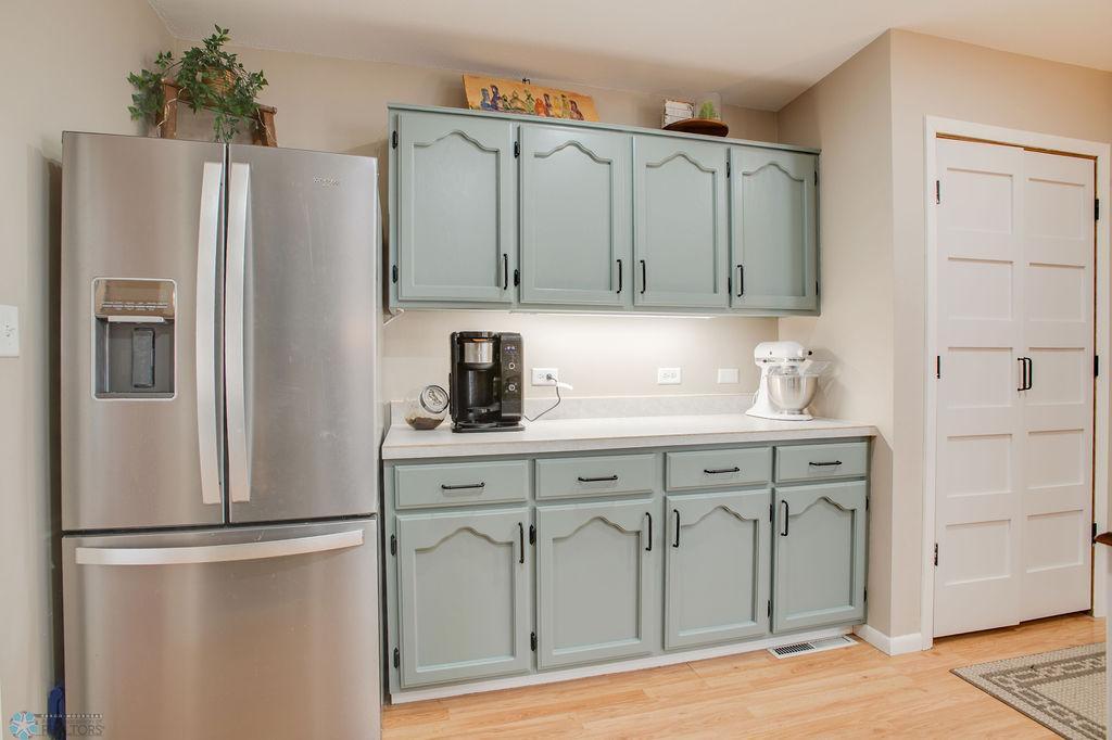 2933_HANOVER_AVE-13.jpg