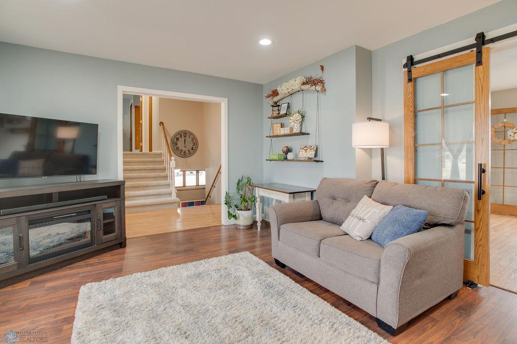 2933_HANOVER_AVE-6.jpg