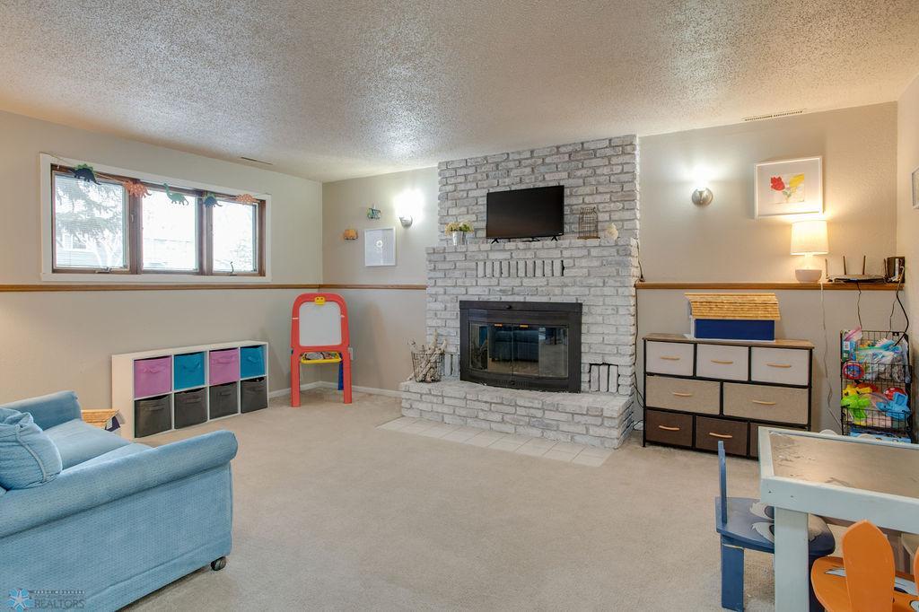 2933_HANOVER_AVE-23.jpg