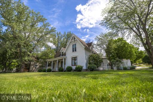 201 2nd Street N, Cannon Falls, MN 55009