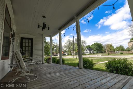 201 2nd Street N, Cannon Falls, MN 55009