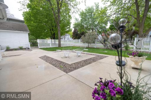 201 2nd Street N, Cannon Falls, MN 55009