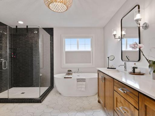 4590 Sunset Lane, Excelsior, MN 55331