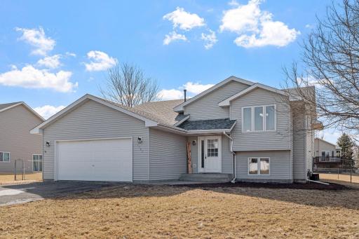 1702 15th Street NE, Buffalo, MN 55313