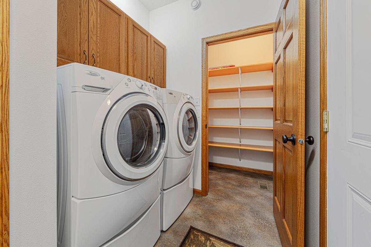 10 Laundry_storage.jpg