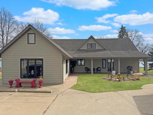 44 Lakeview Drive, Slayton, MN 56172