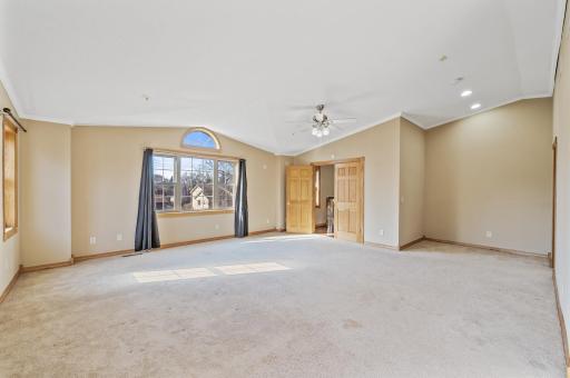 10534 Maple Valley Drive, Maple Grove, MN 55369