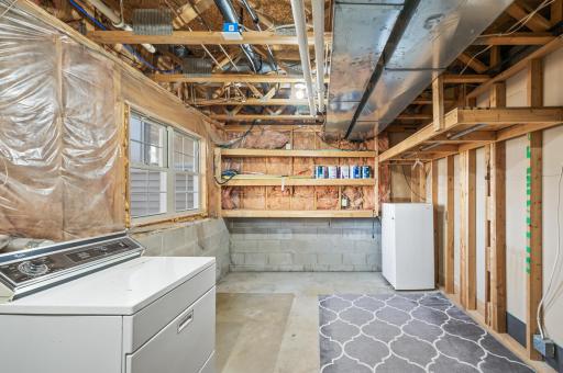 10534 Maple Valley Drive, Maple Grove, MN 55369