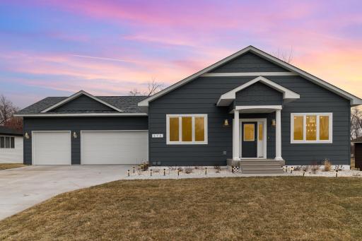575 Elins Lake Road SE, Cambridge, MN 55008