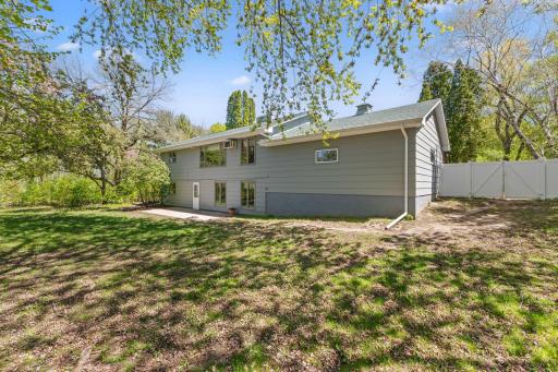 5264 Michaele Lane, Minnetonka, MN 55345